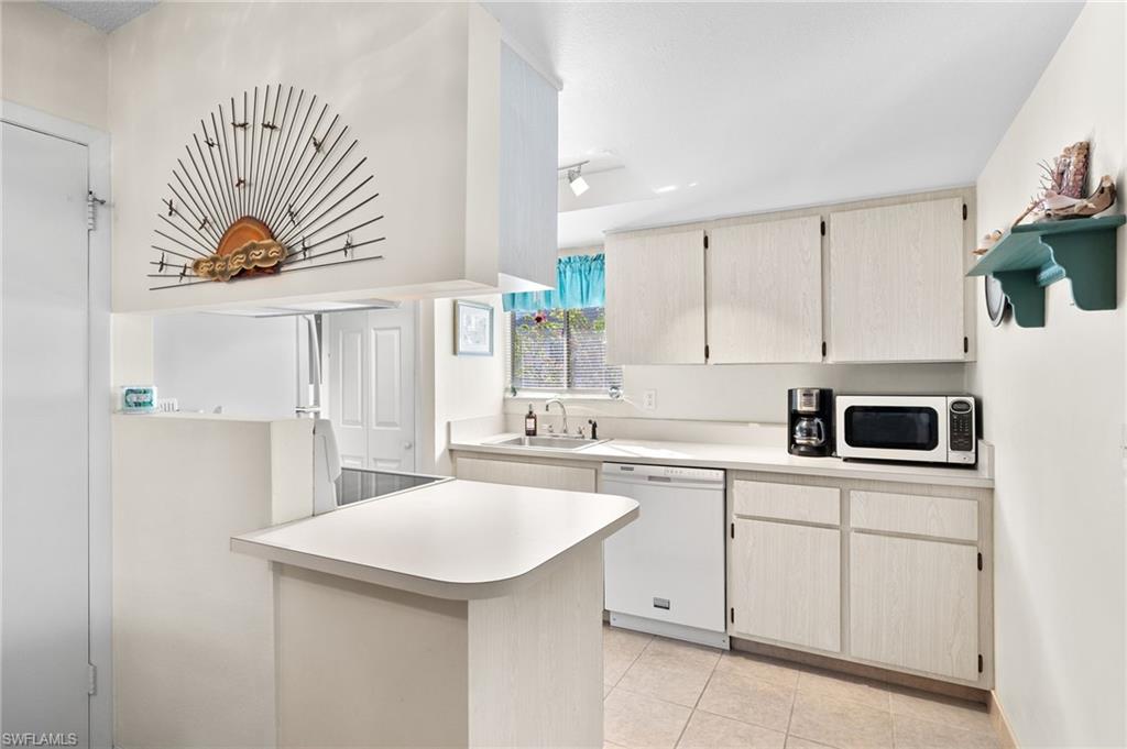 5831 Vancouver CIR # 1