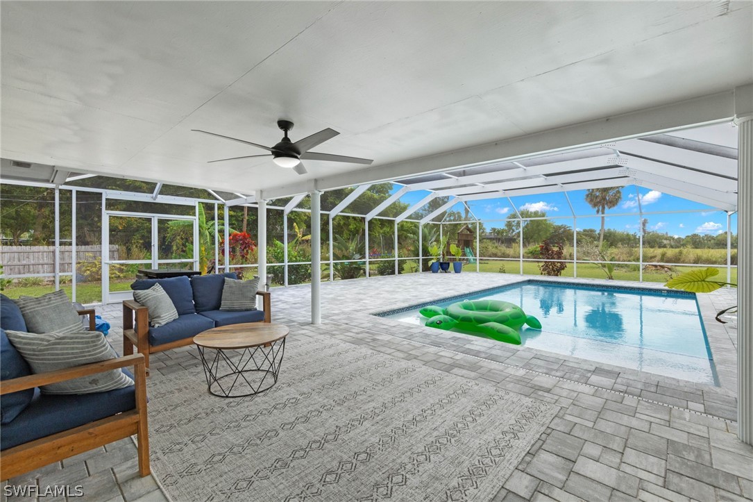 1520 Bass LN
