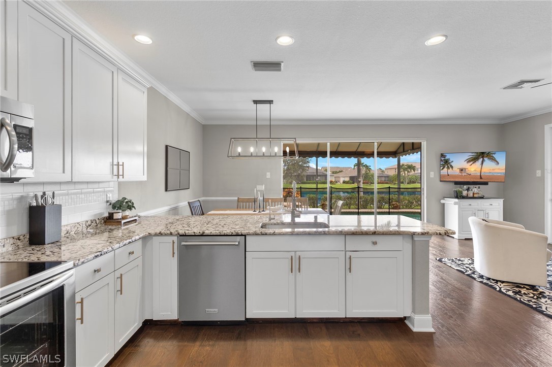9209 Gladiolus Preserve CIR