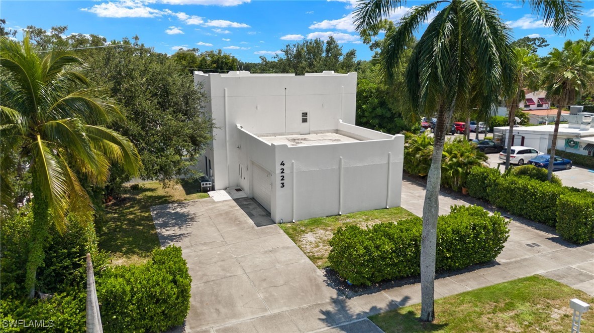 4223 McGregor BLVD