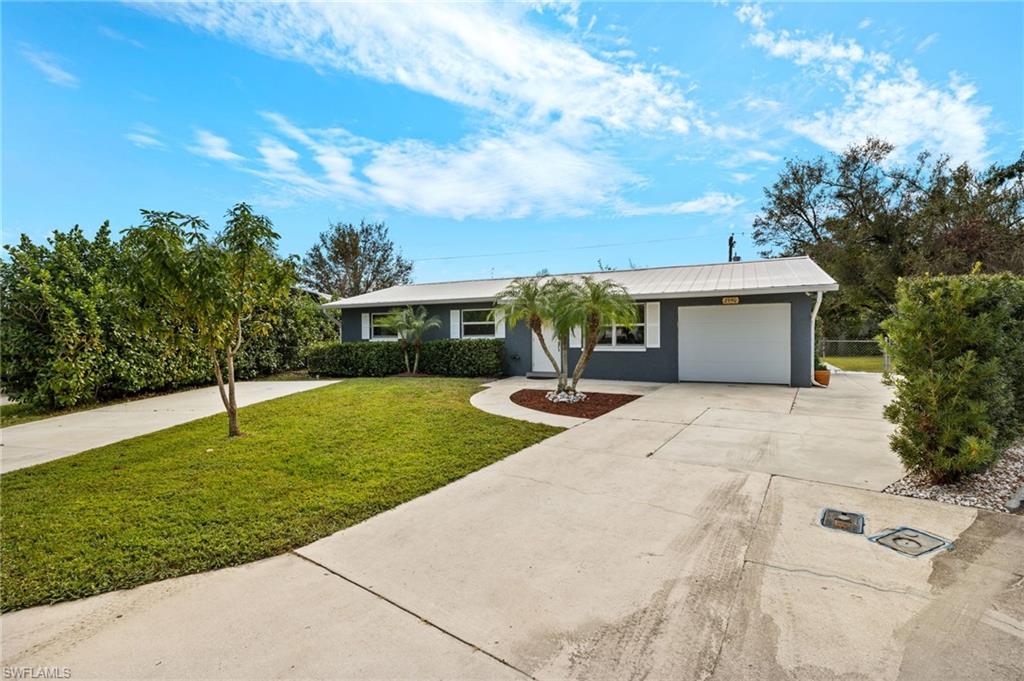 2990 Renee CT