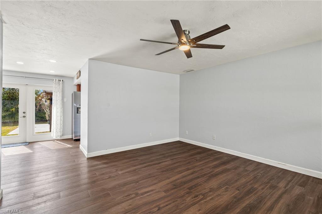 2990 Renee CT