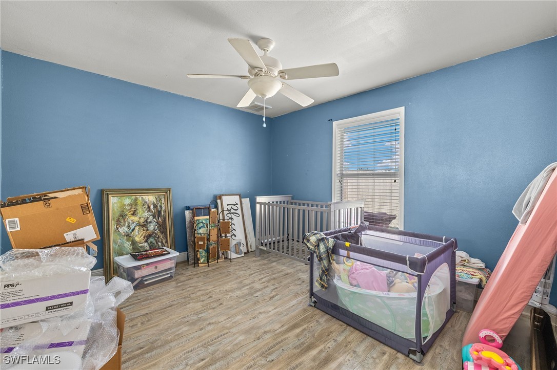2042 NE 26th ST