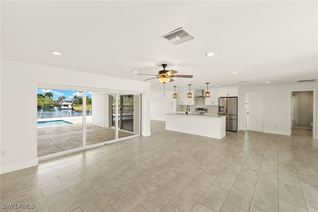 13846 Sleepy Hollow LN