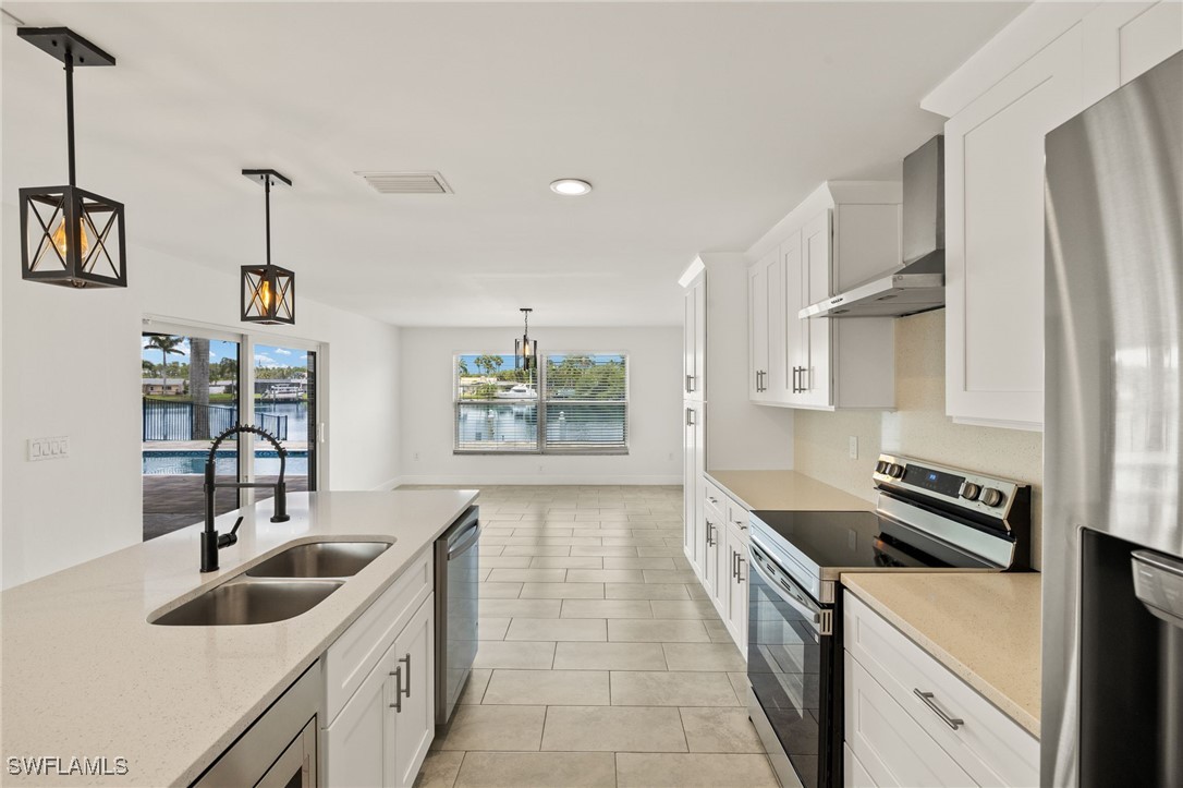 13846 Sleepy Hollow LN