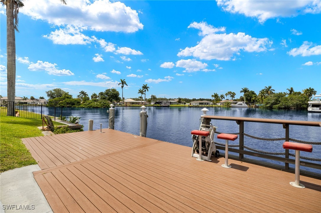 13846 Sleepy Hollow LN