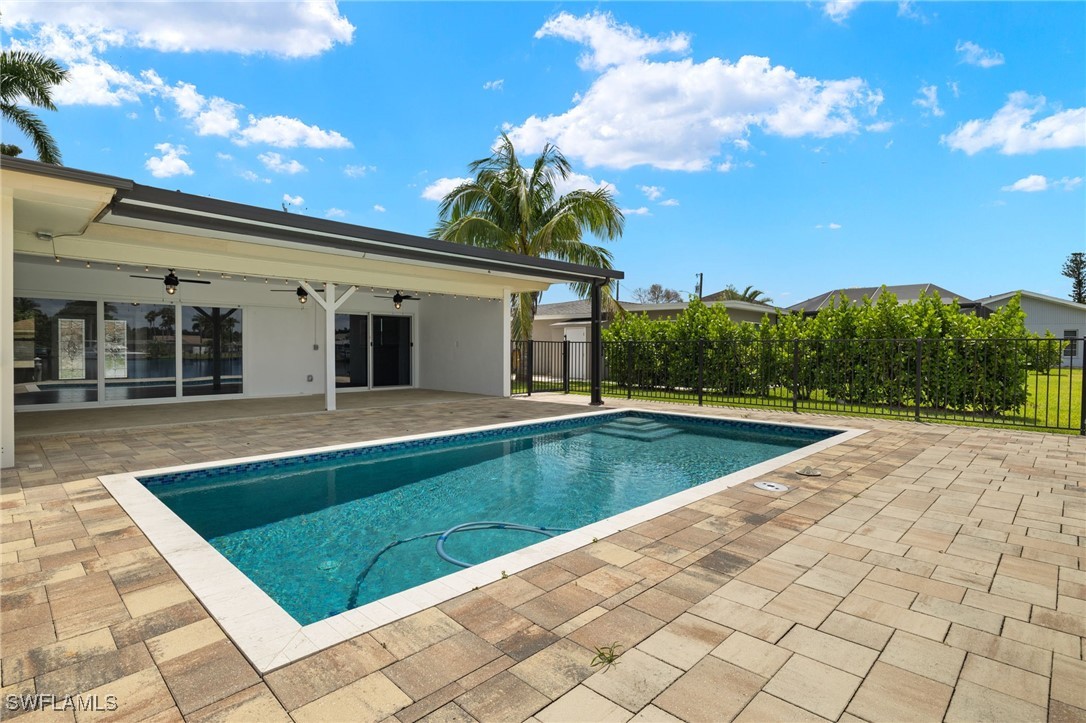 13846 Sleepy Hollow LN