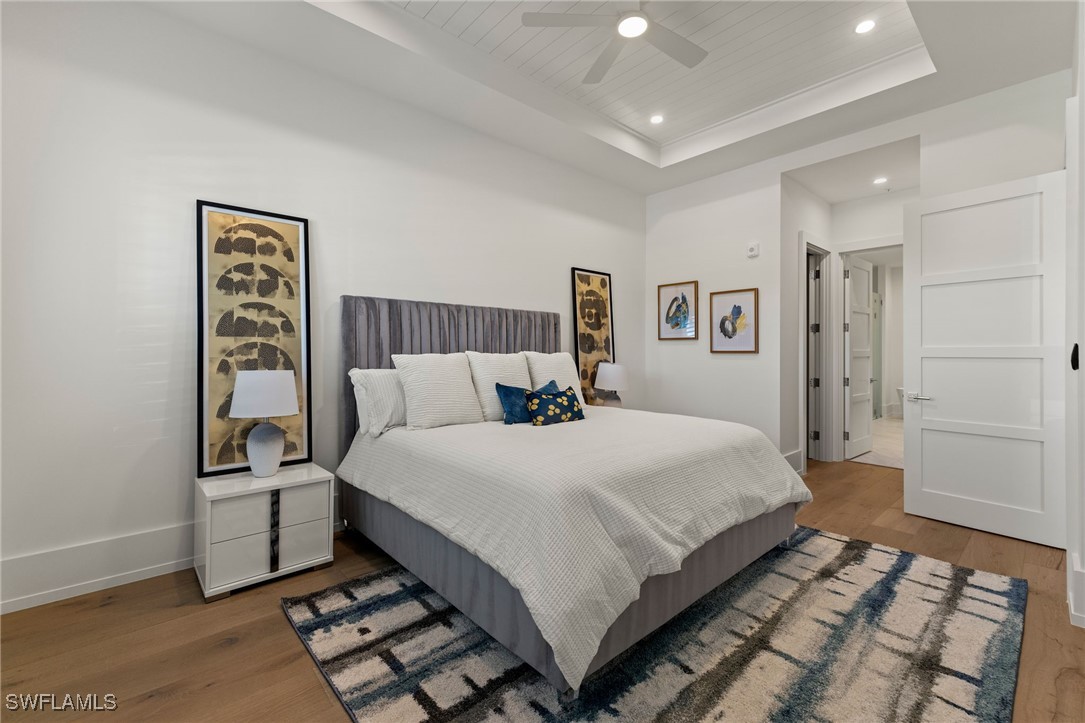 201 8th St S 104