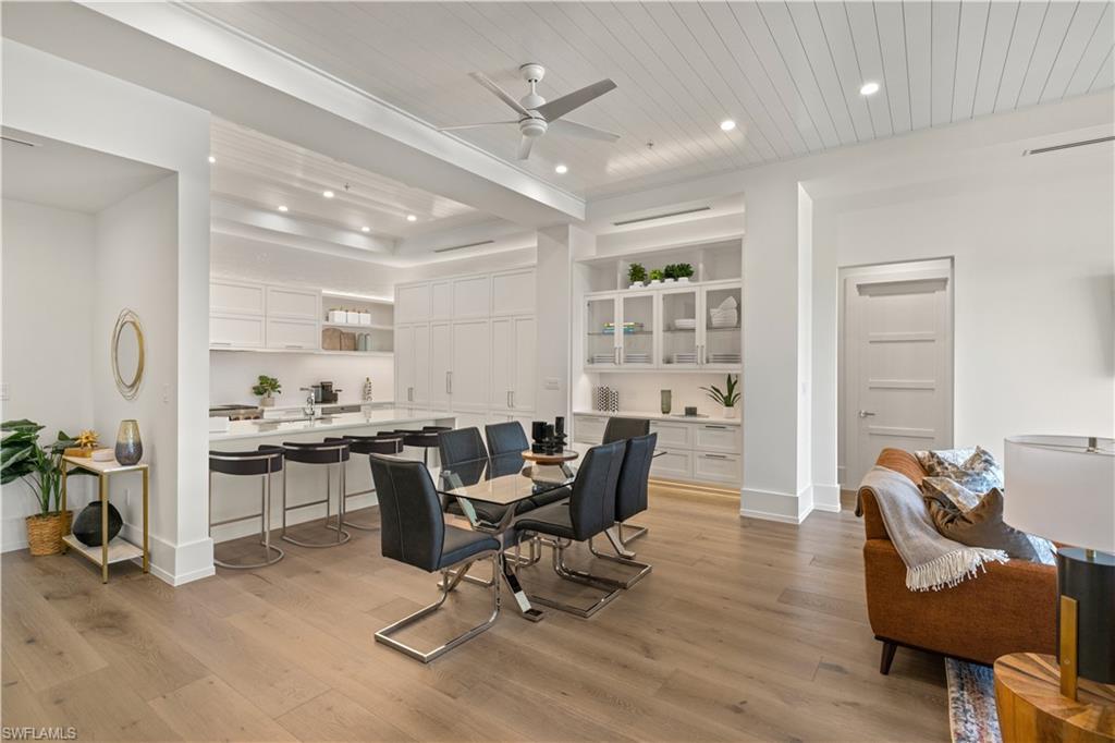 201 8th St S # 104, NAPLES Unit: 104