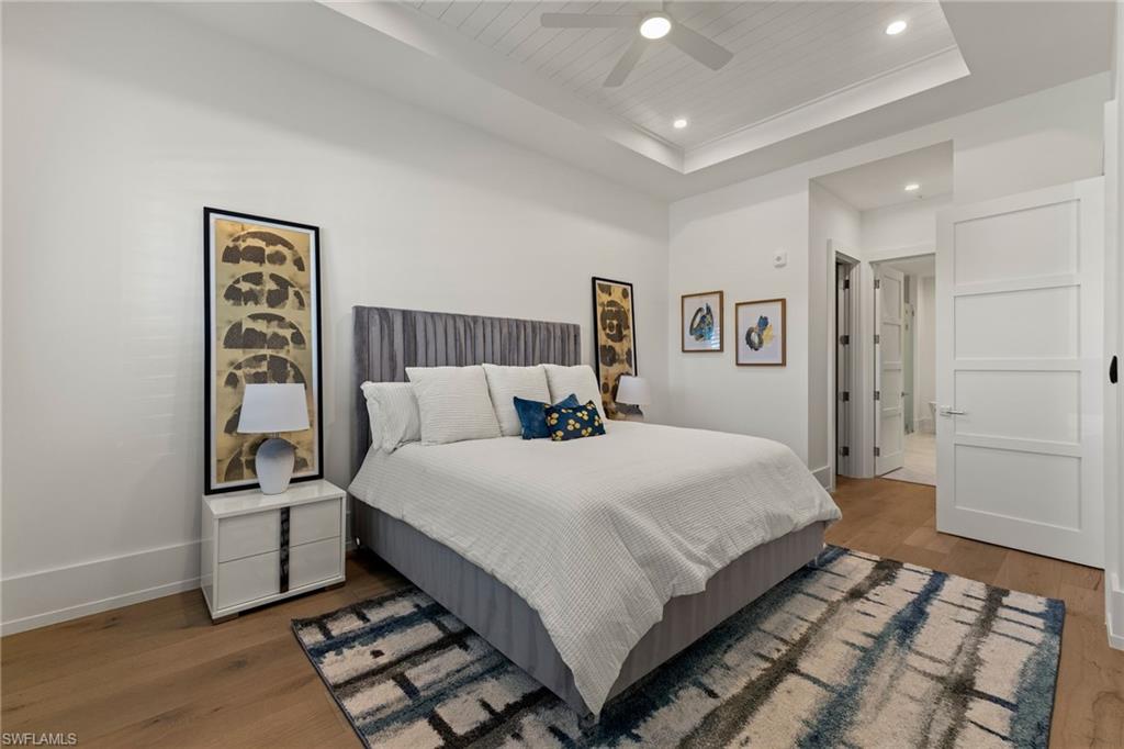 201 8th St S # 104, NAPLES Unit: 104