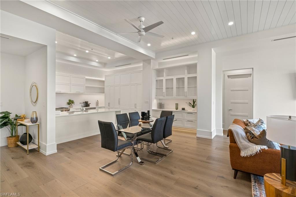 201 8th St S # 104, NAPLES Unit: 104