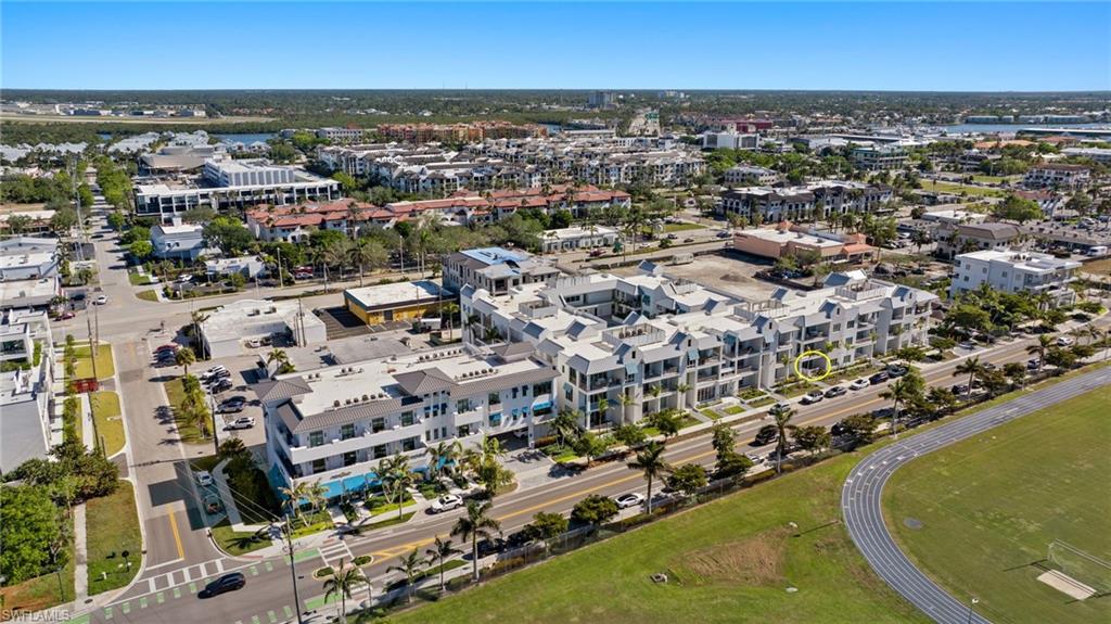 201 8th St S # 104, NAPLES Unit: 104