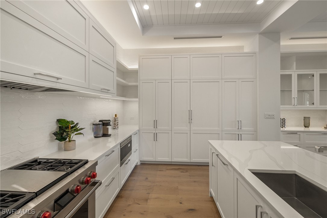 201 8th St S 104