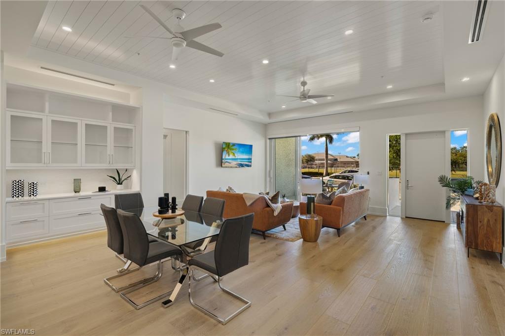 201 8th St S # 104, NAPLES Unit: 104