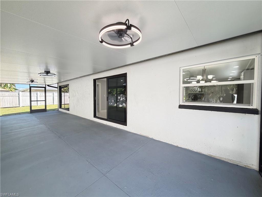 959 N Town And River DR