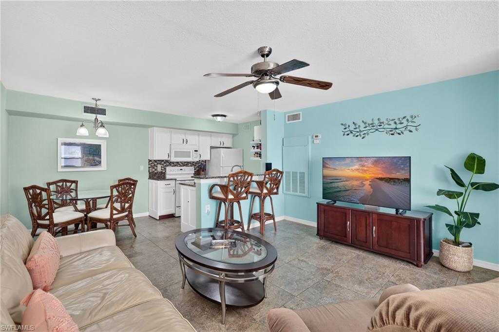 12730 Equestrian CIR 2805