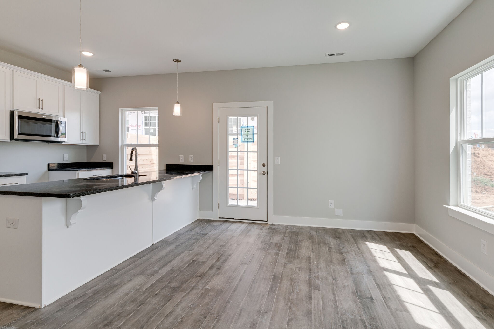 2536 Hanford Ave Unit: 209