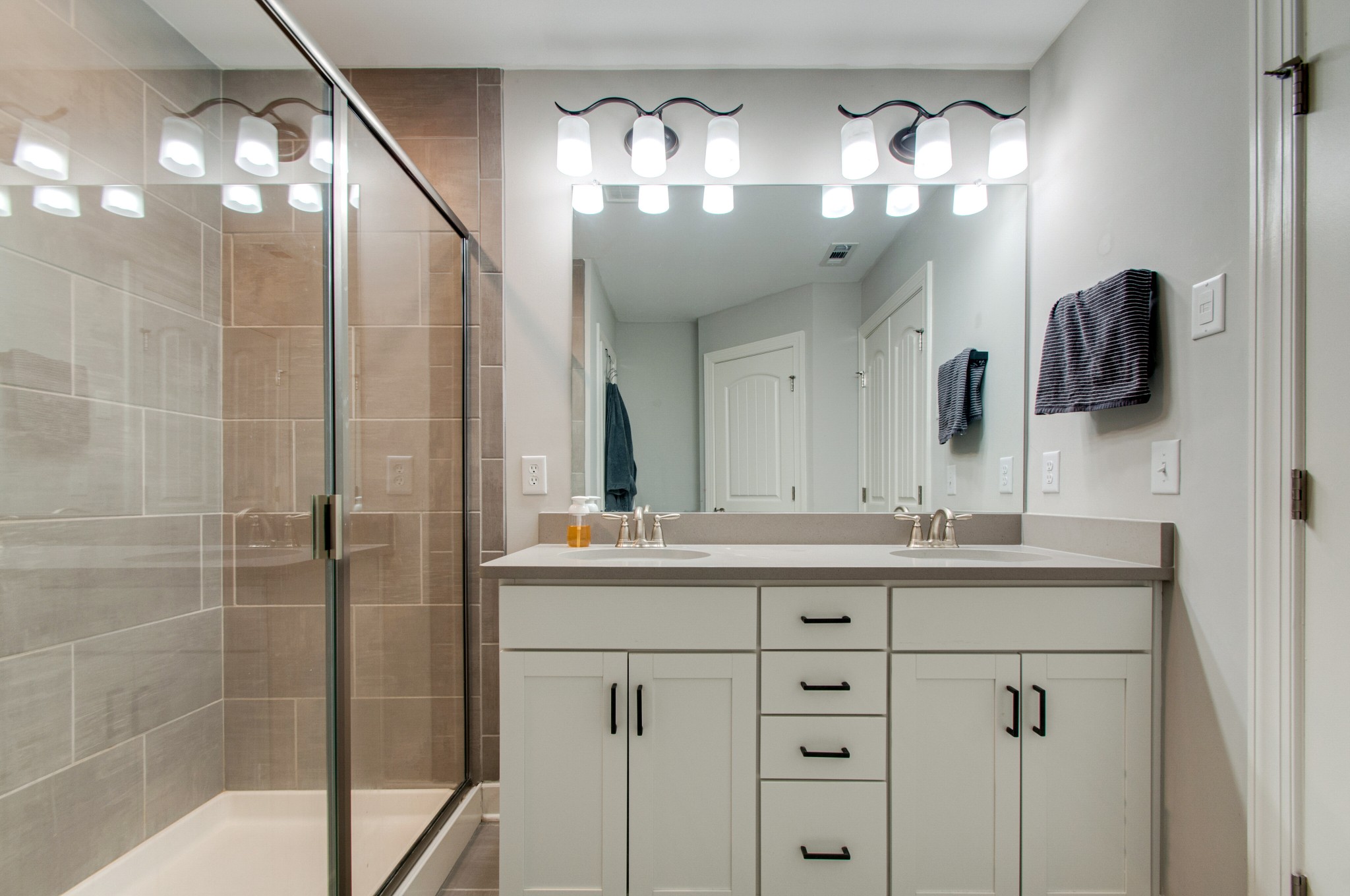 2200 Belle Creek Way