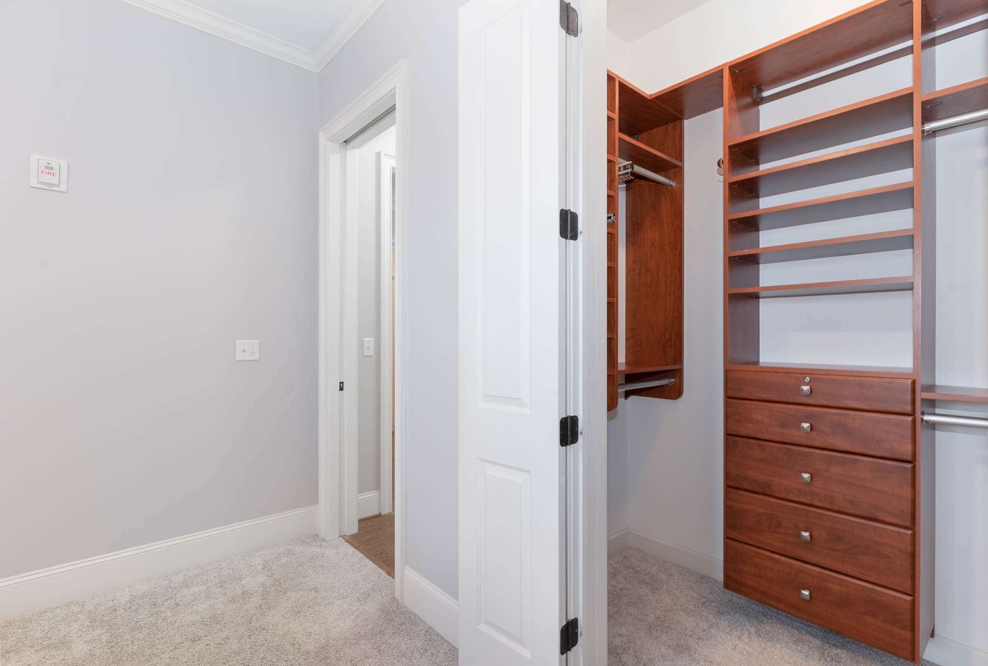 4120 Ridgefield Dr Unit: 500