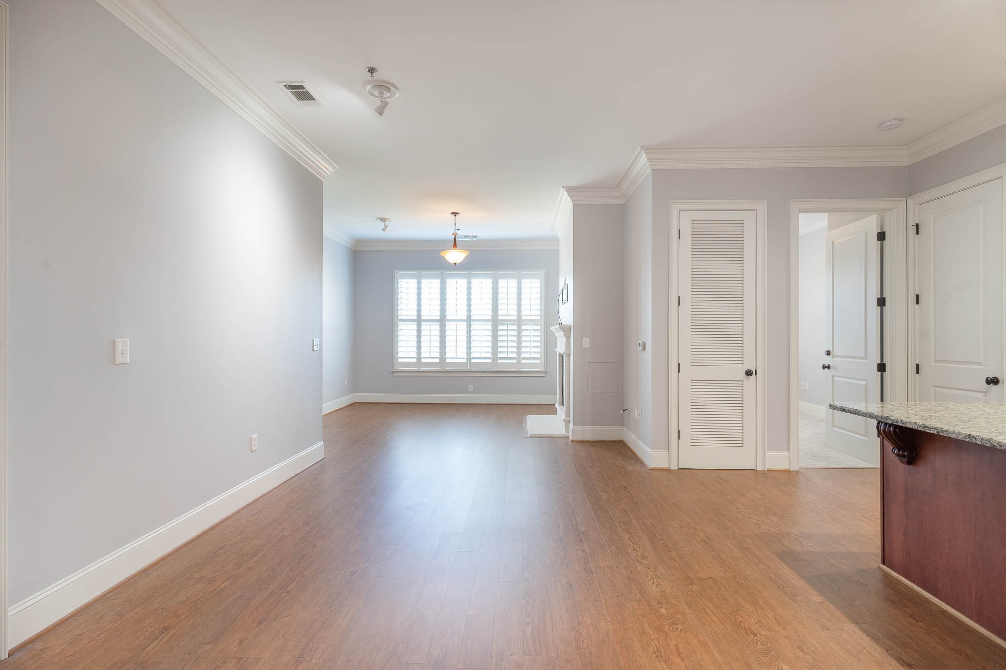 4120 Ridgefield Dr Unit: 500