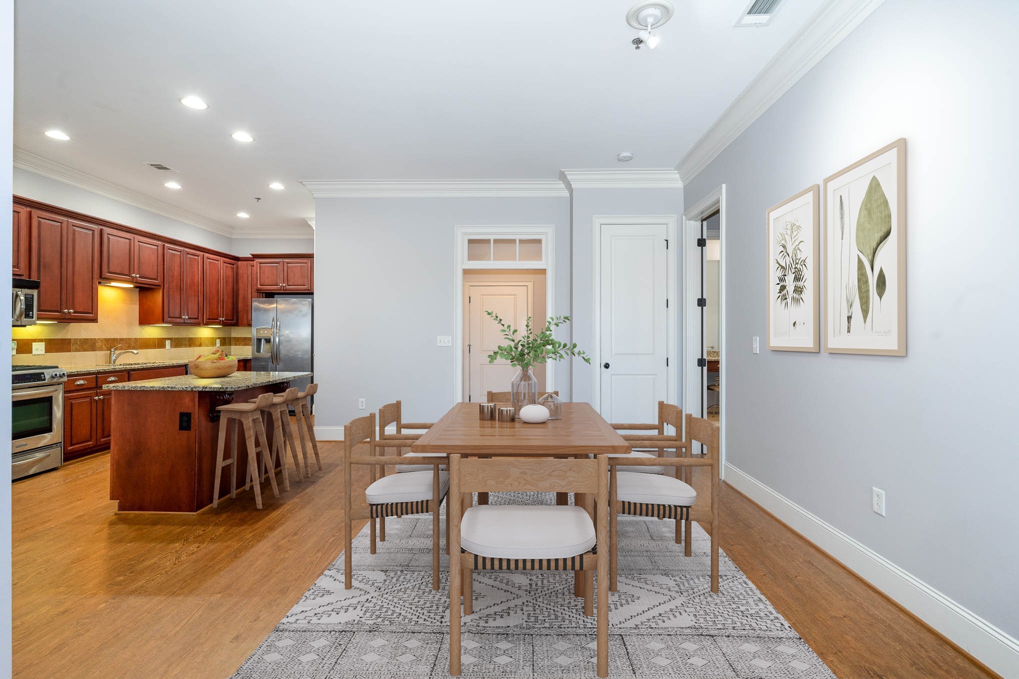 4120 Ridgefield Dr Unit: 500