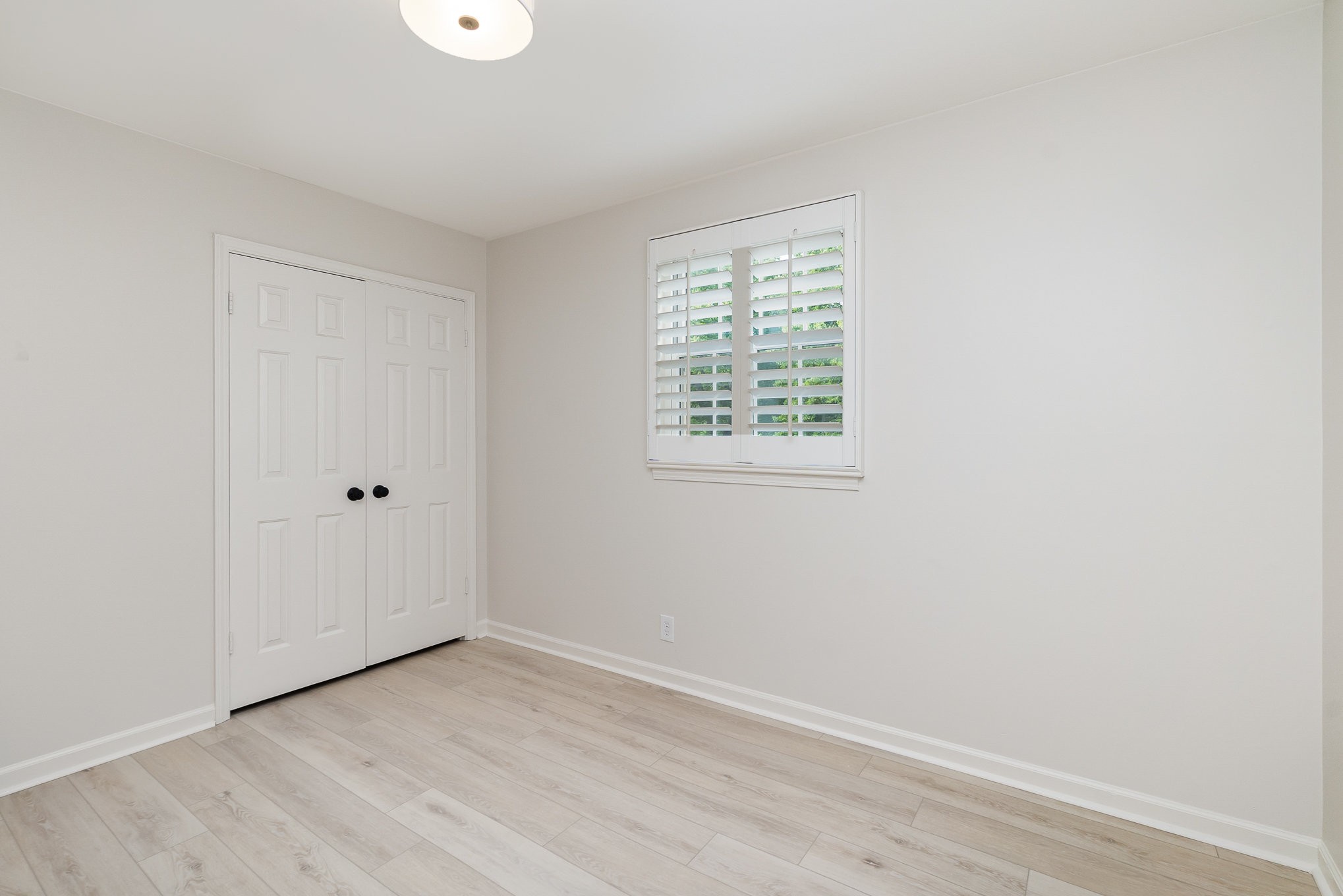 8300 Sawyer Brown Rd Unit: R301