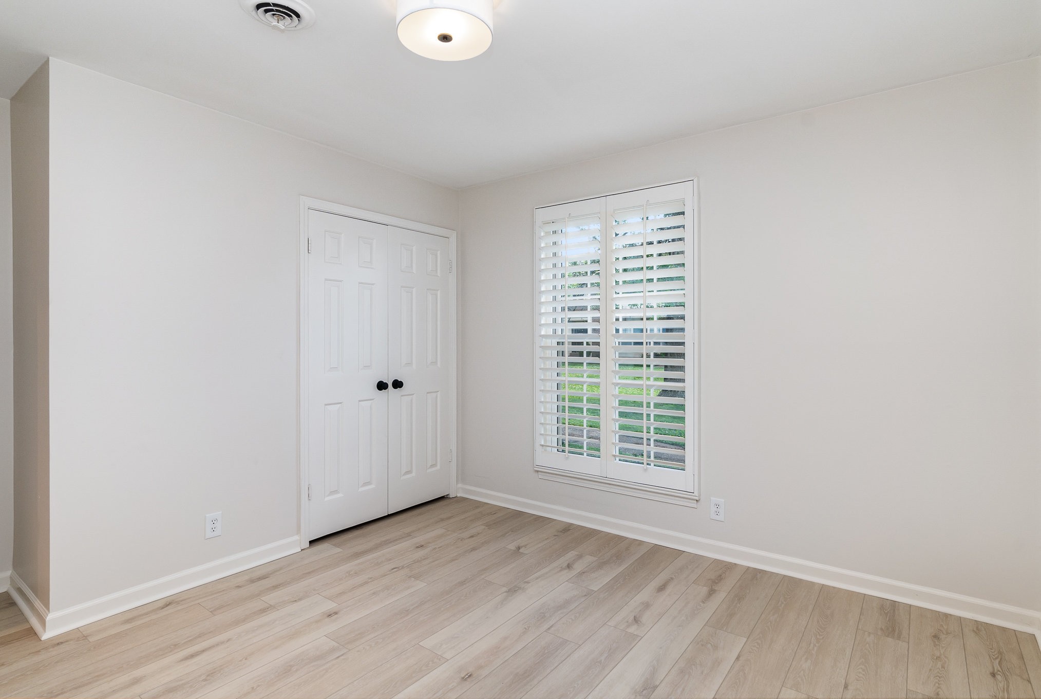 8300 Sawyer Brown Rd Unit: R301