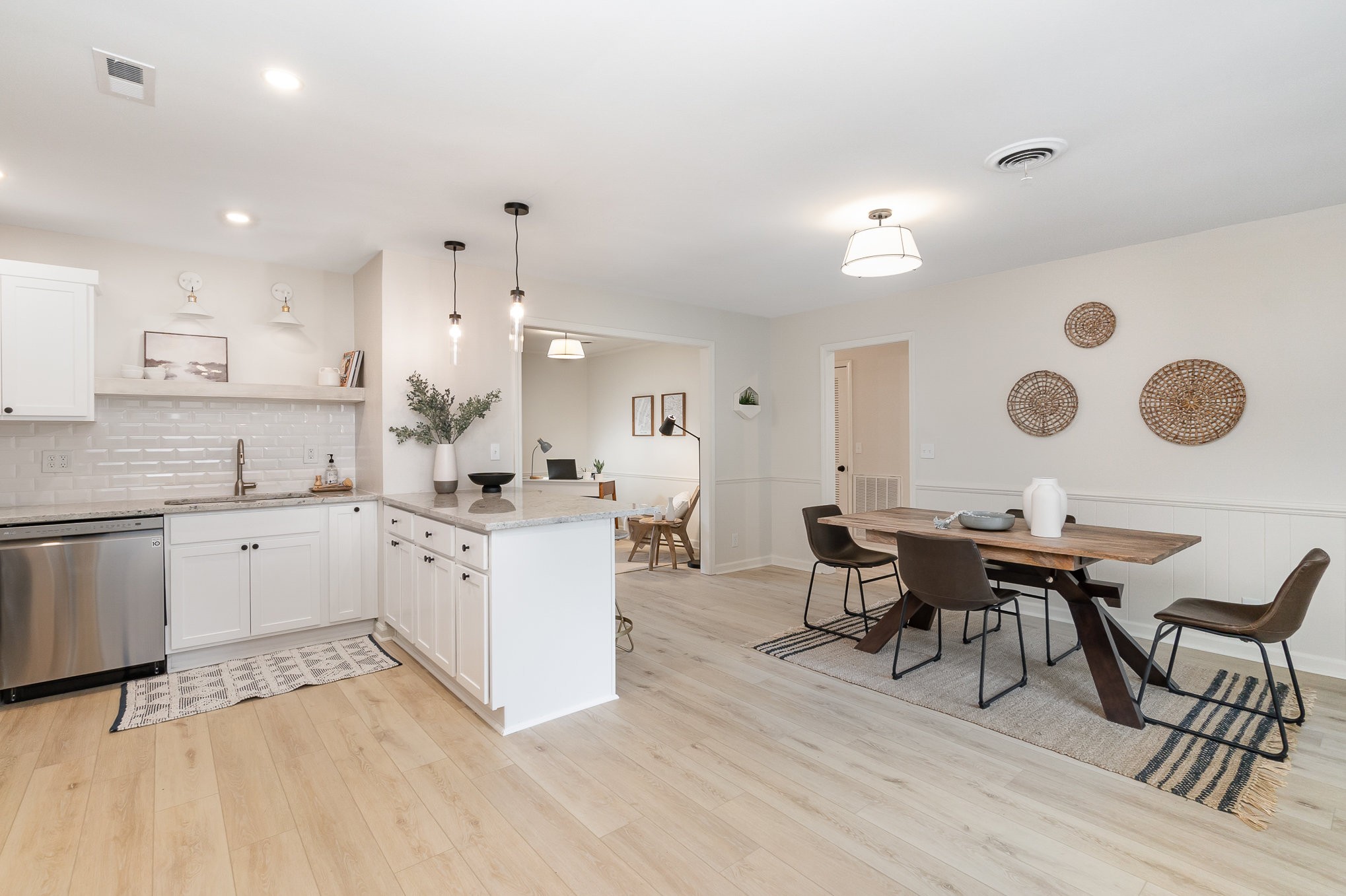 8300 Sawyer Brown Rd Unit: R301