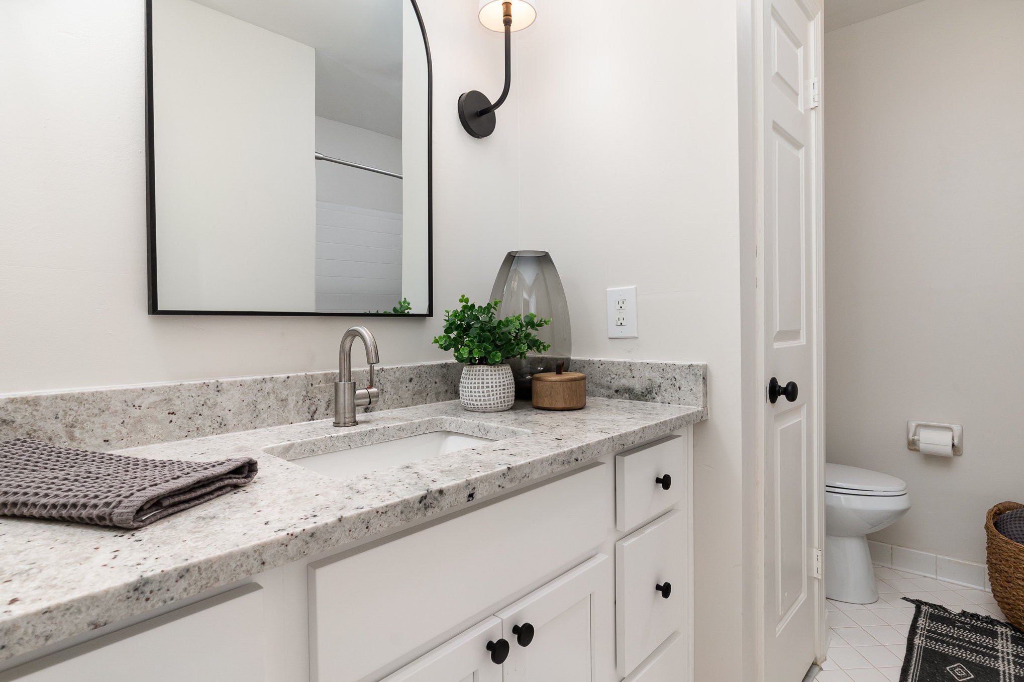 8300 Sawyer Brown Rd Unit: R301