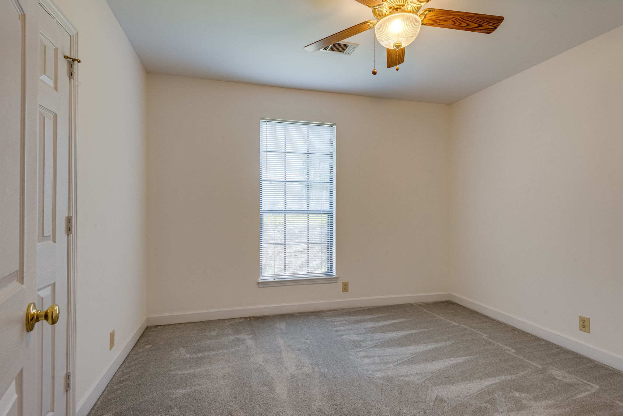 8942 Sawyer Brown Rd