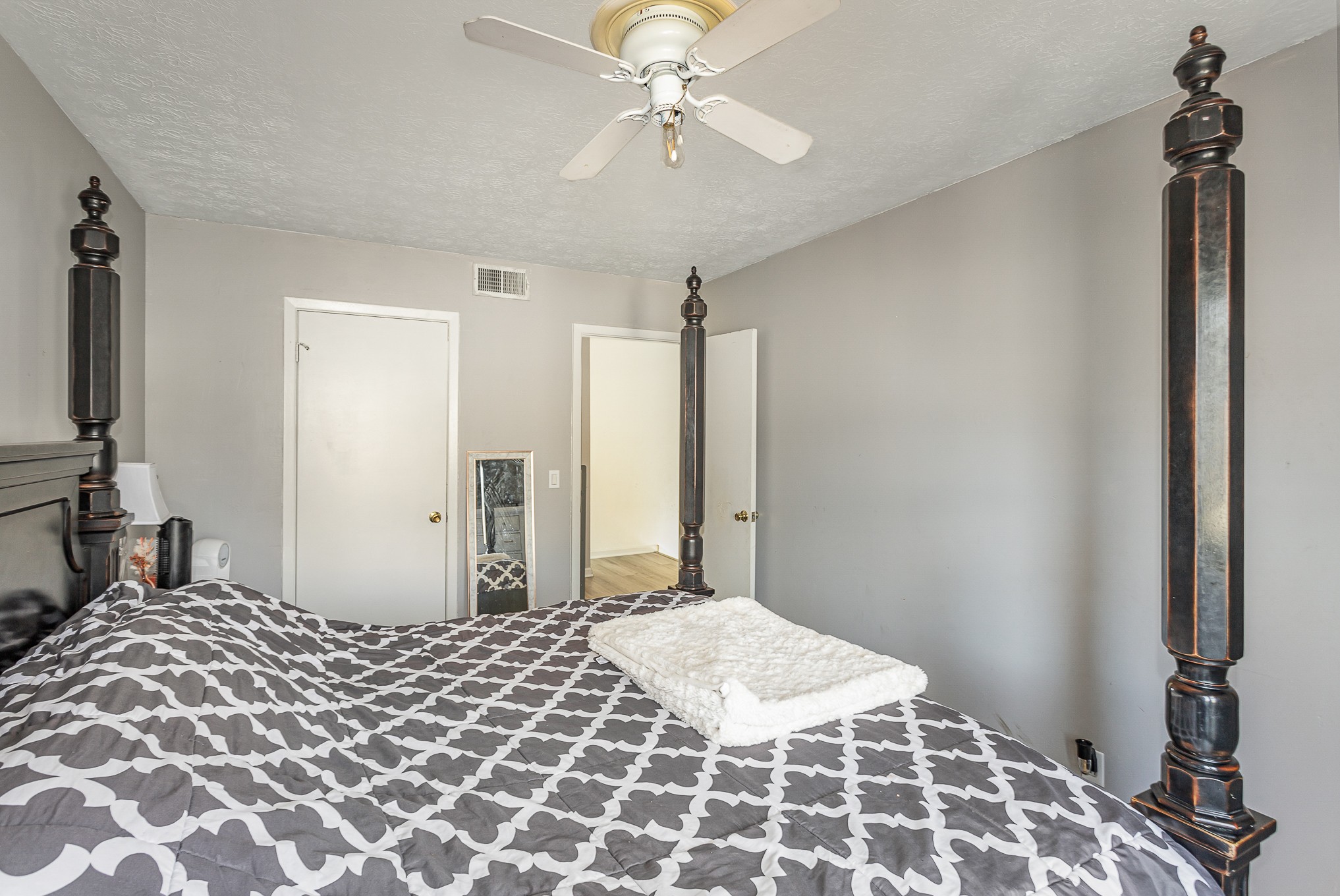 810 Bellevue Rd Unit: 156