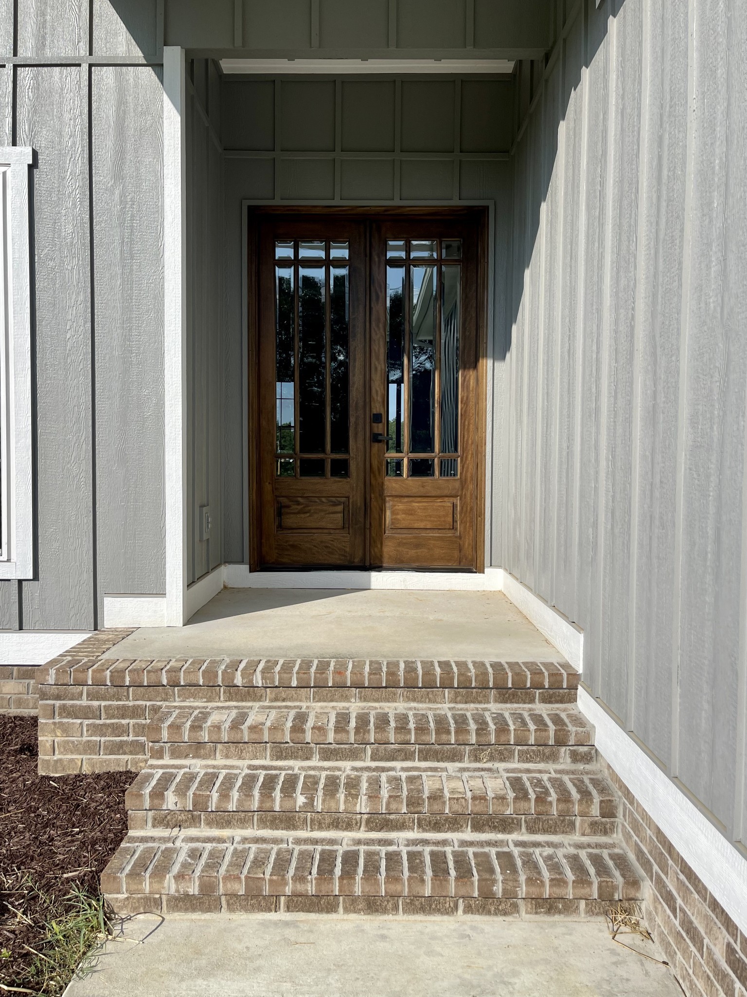 1456 Fall River Road