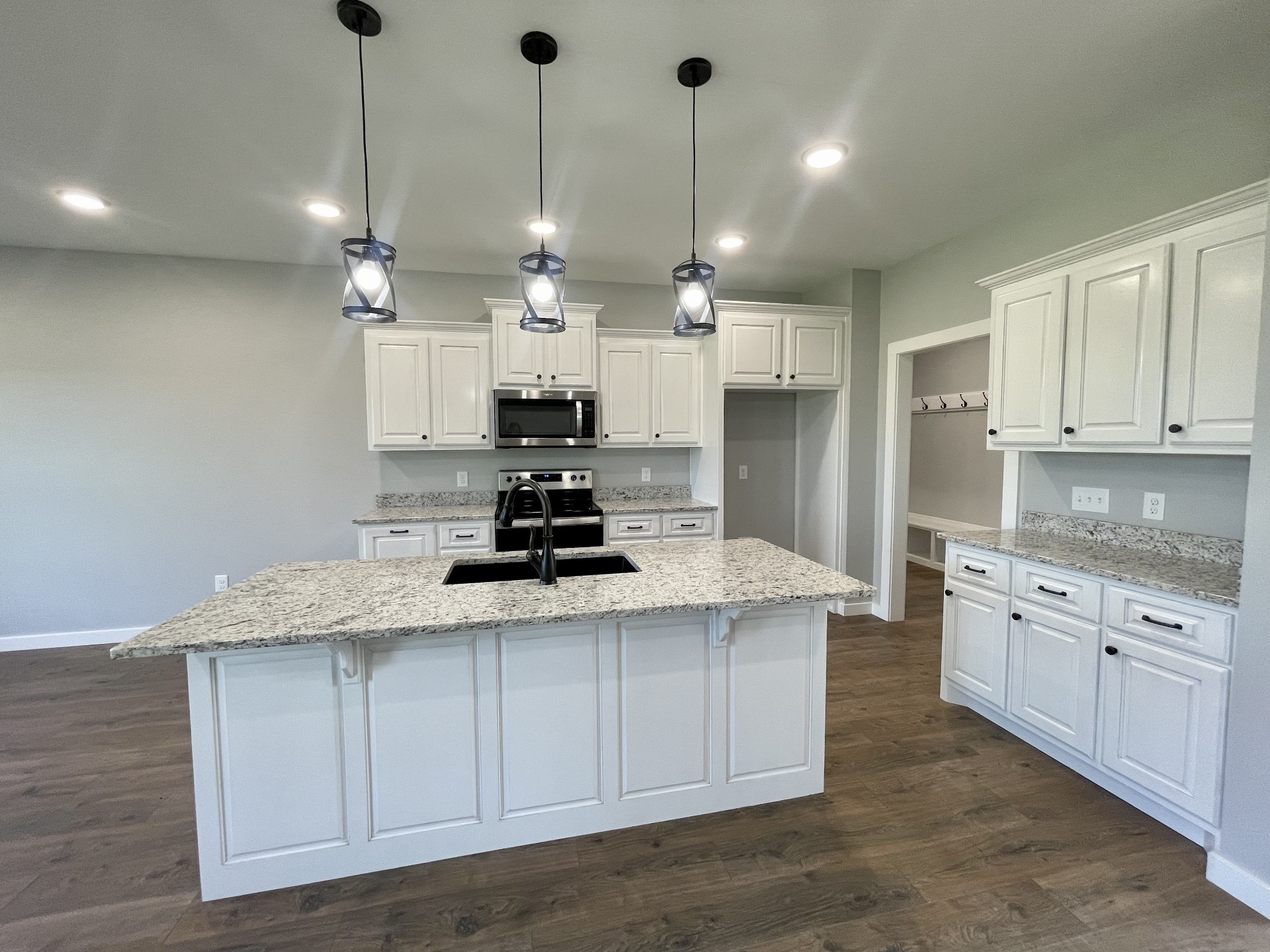 1456 Fall River Road