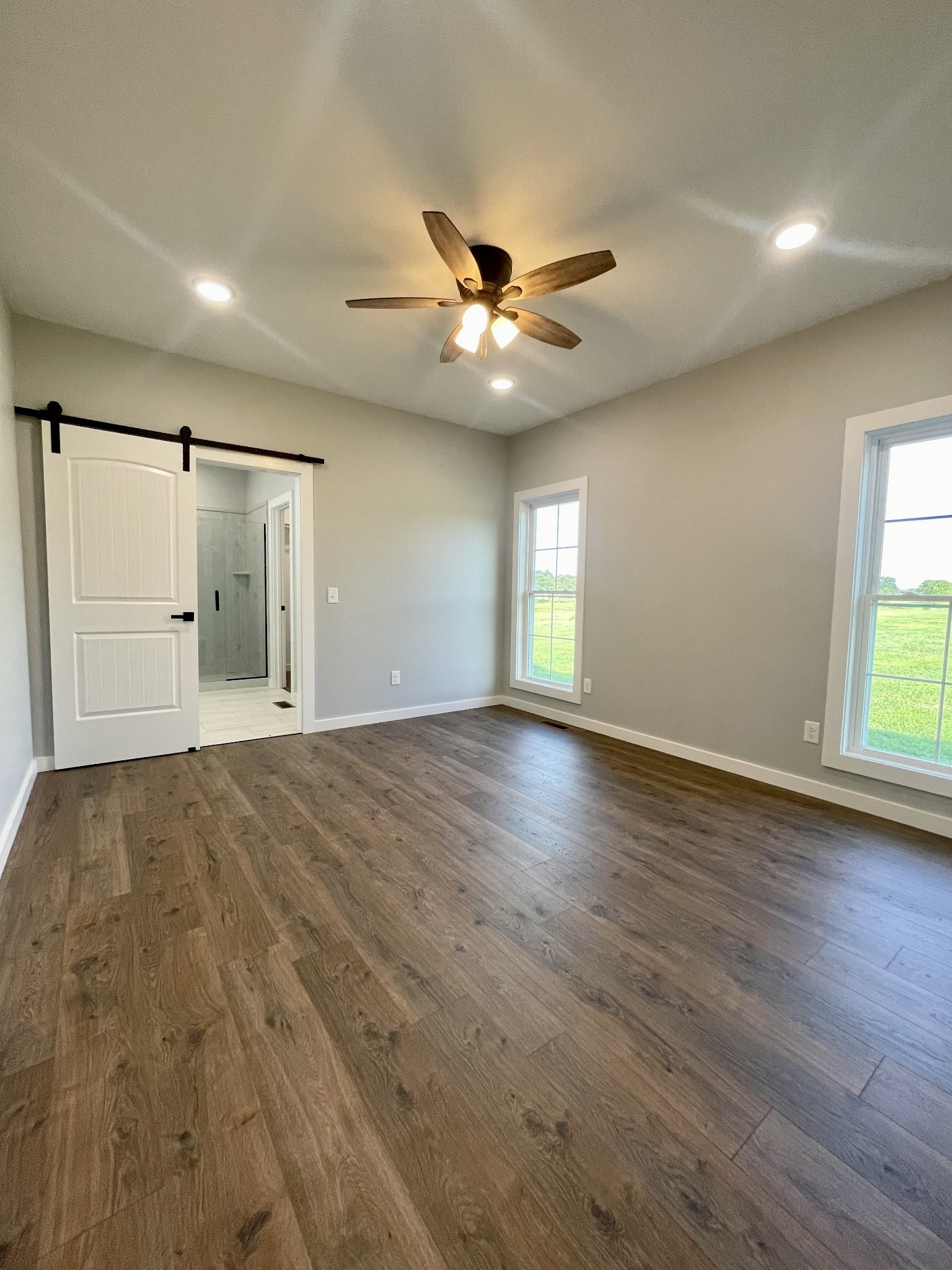 1456 Fall River Road