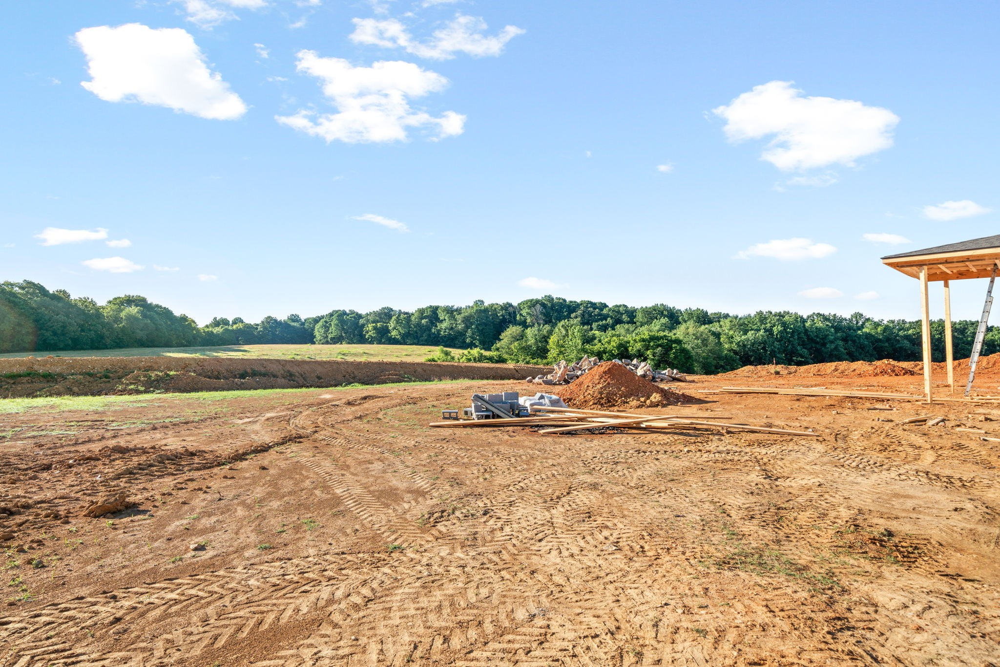 1097 Gholson Rd