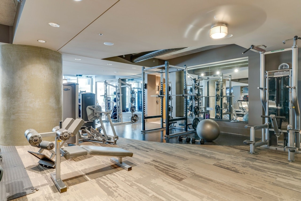 600 12th Ave, S Unit: 422