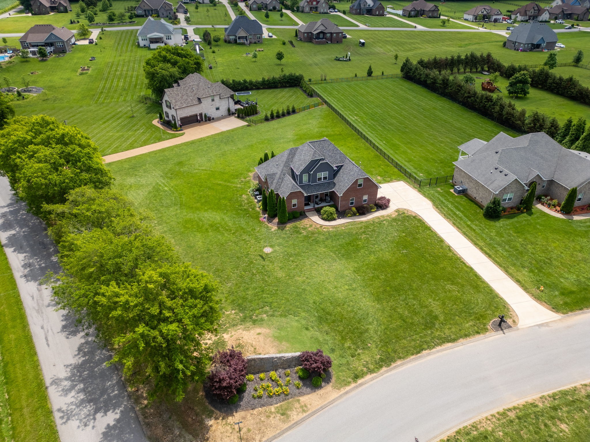 1001 Double Tree Ln
