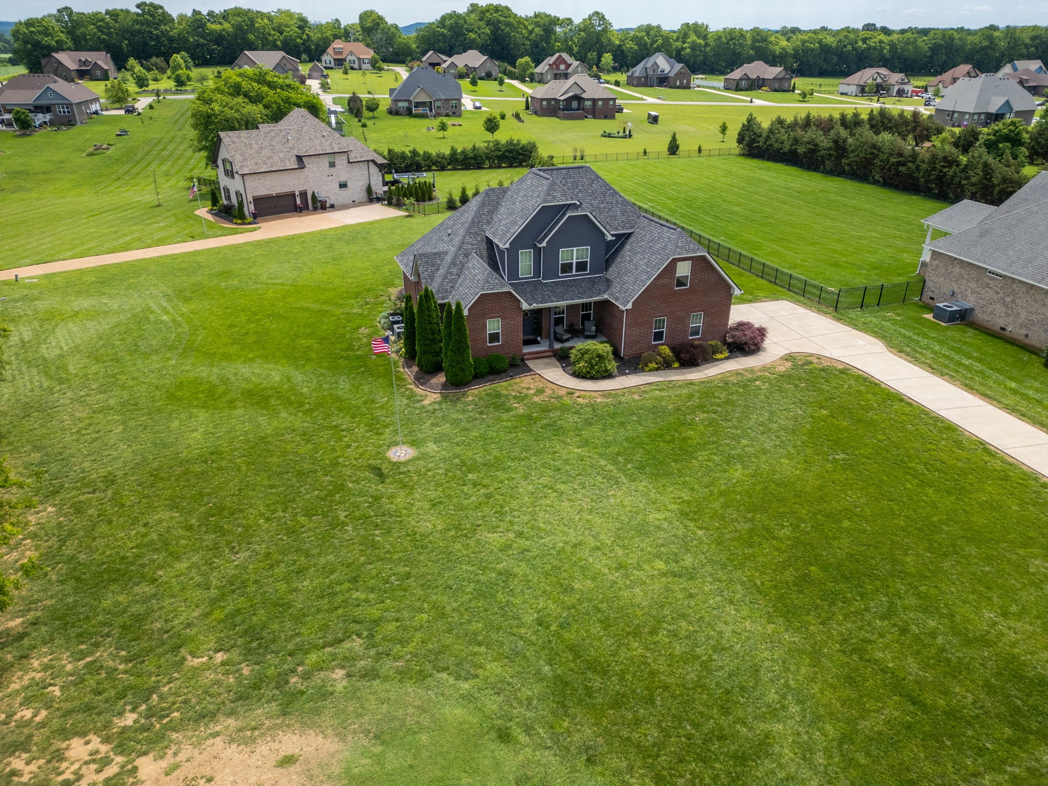 1001 Double Tree Ln