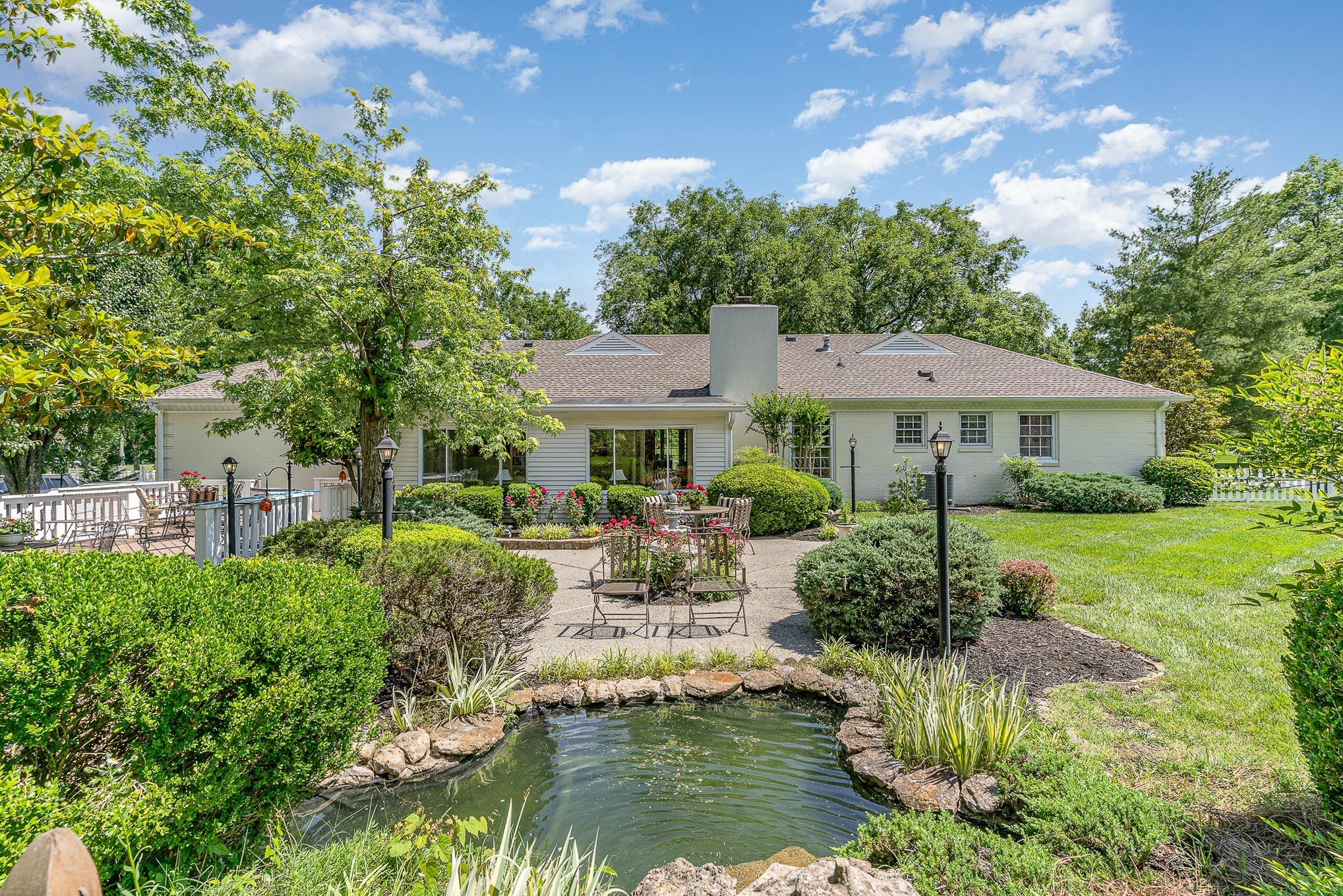 6404 Harding Pike