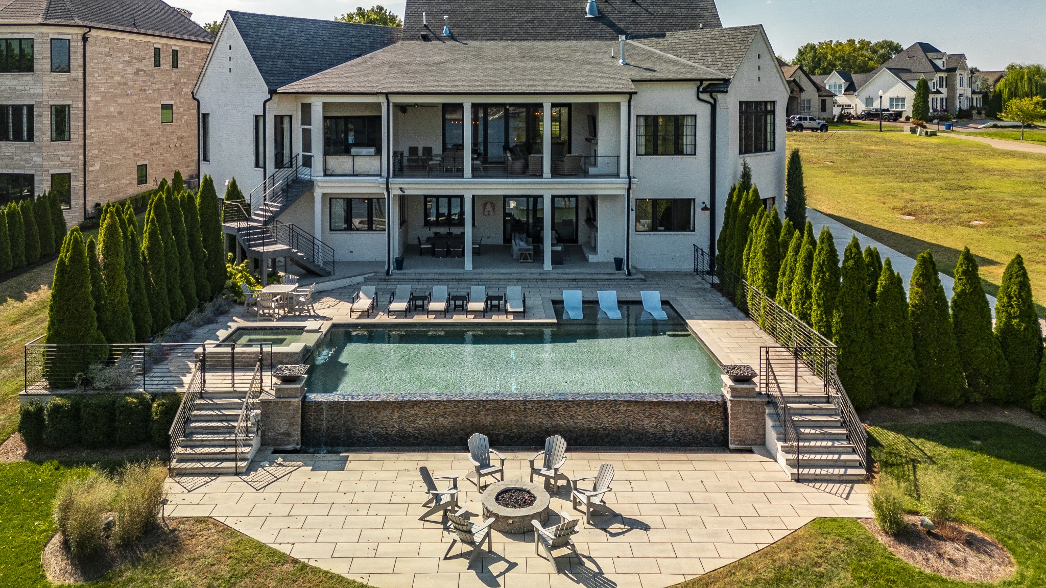 1541 Boardwalk Pl