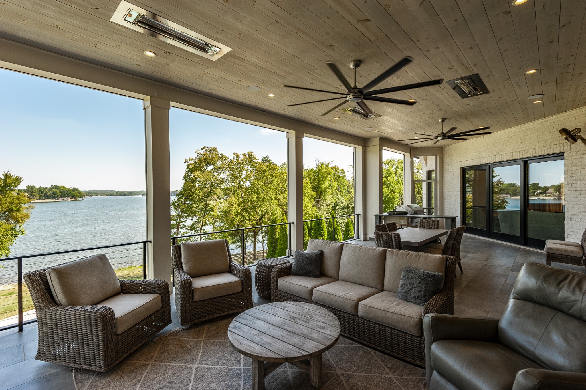 1541 Boardwalk Pl