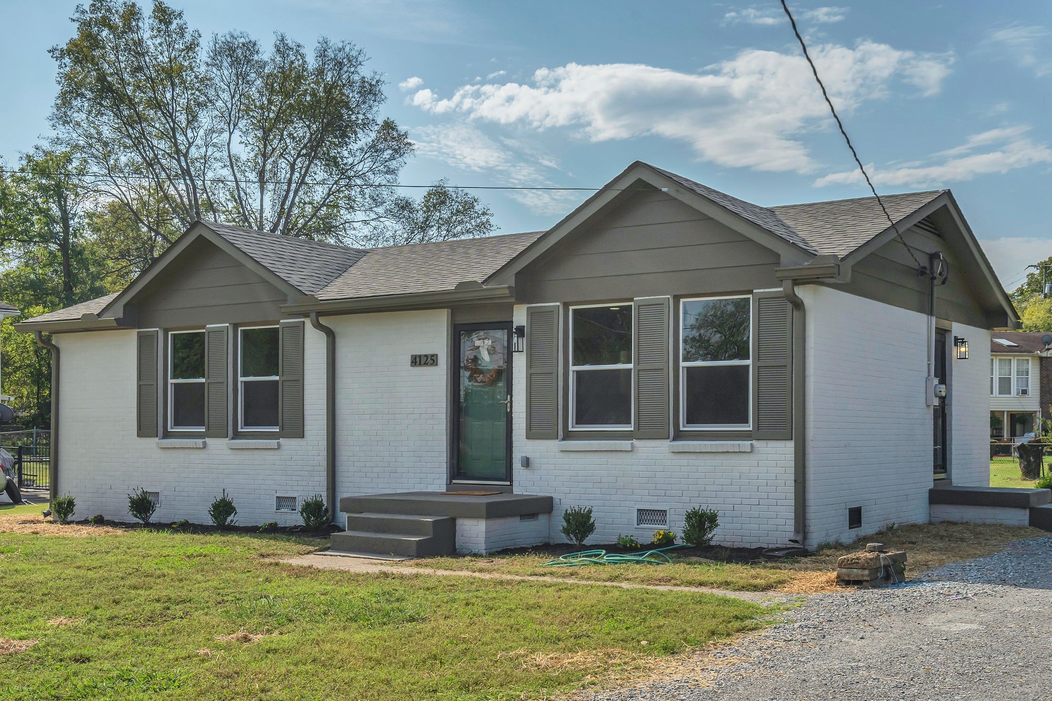 4125 Ames Dr