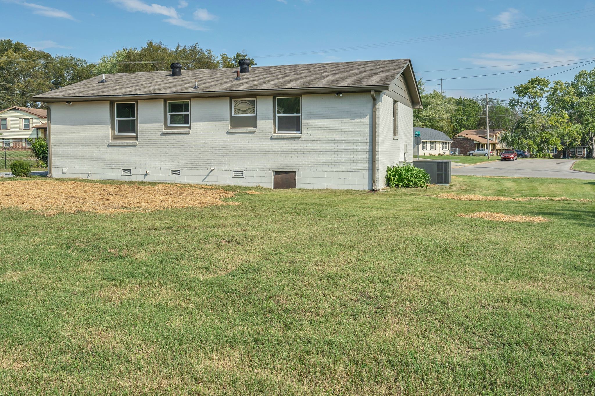 4125 Ames Dr
