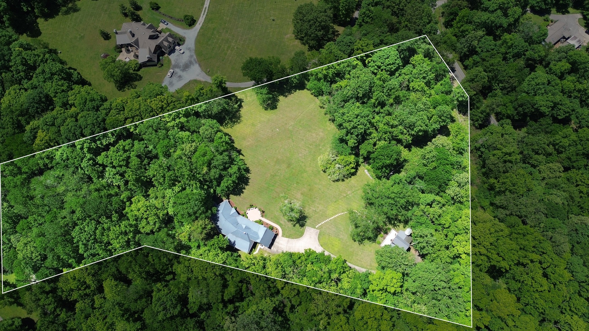 884 Pinnacle Hill Rd