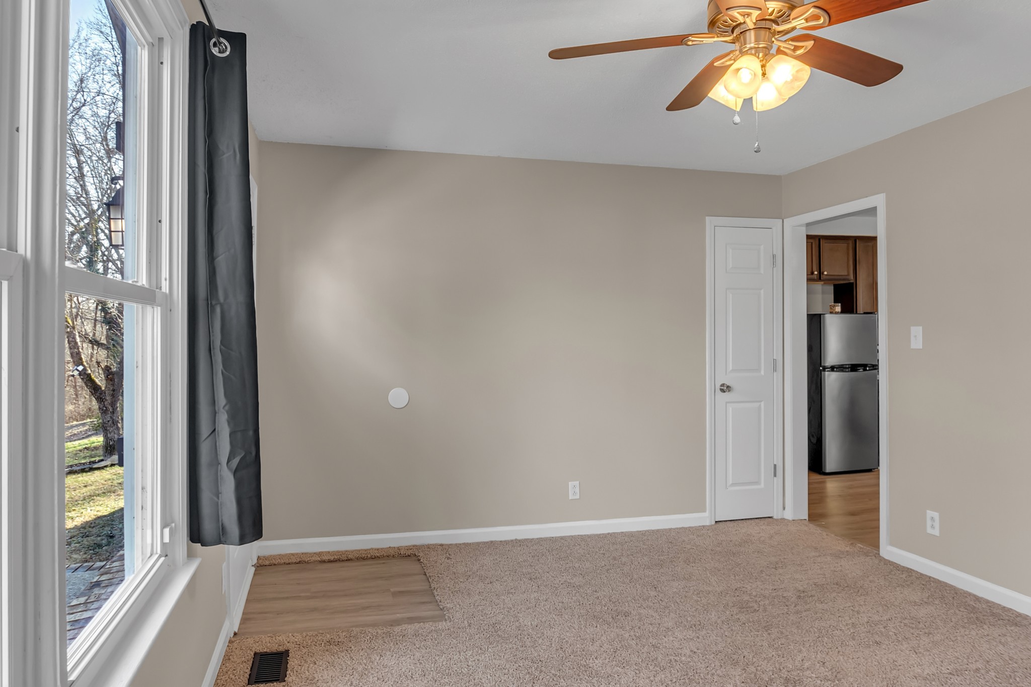 403 Gold Ln