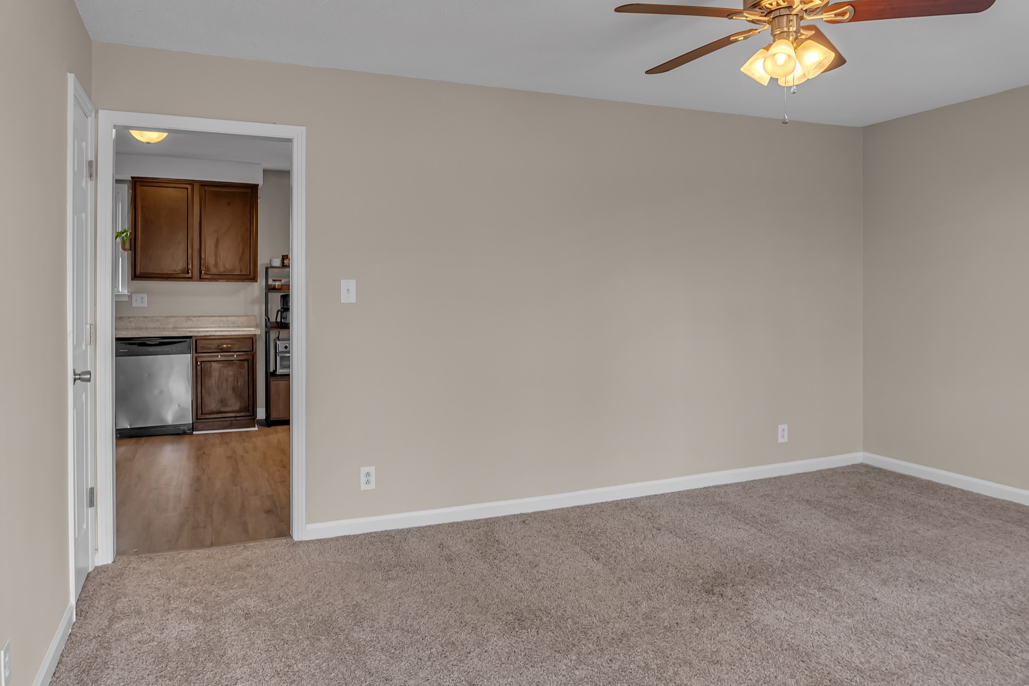 403 Gold Ln