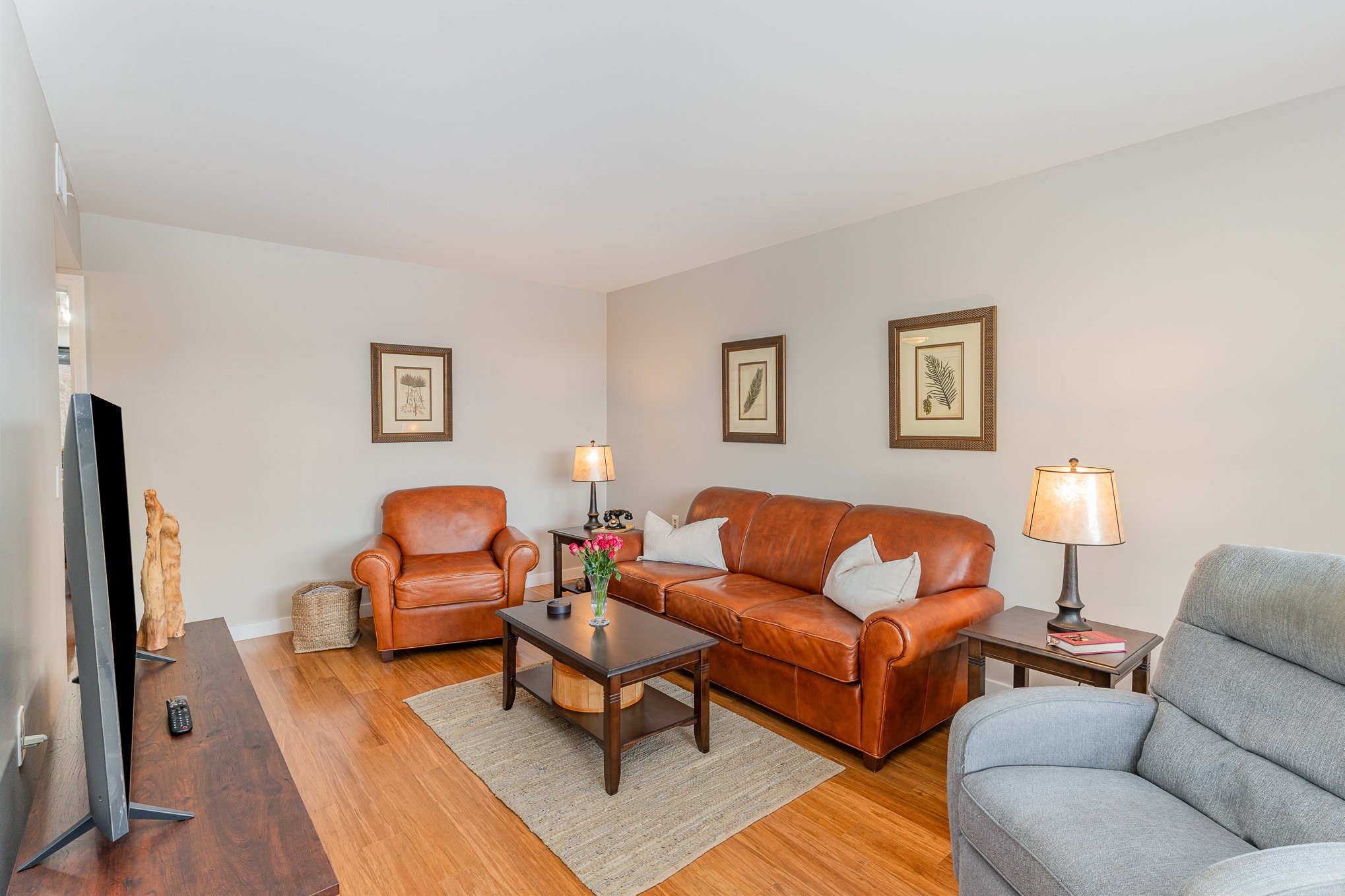 412 Deer Lake Dr