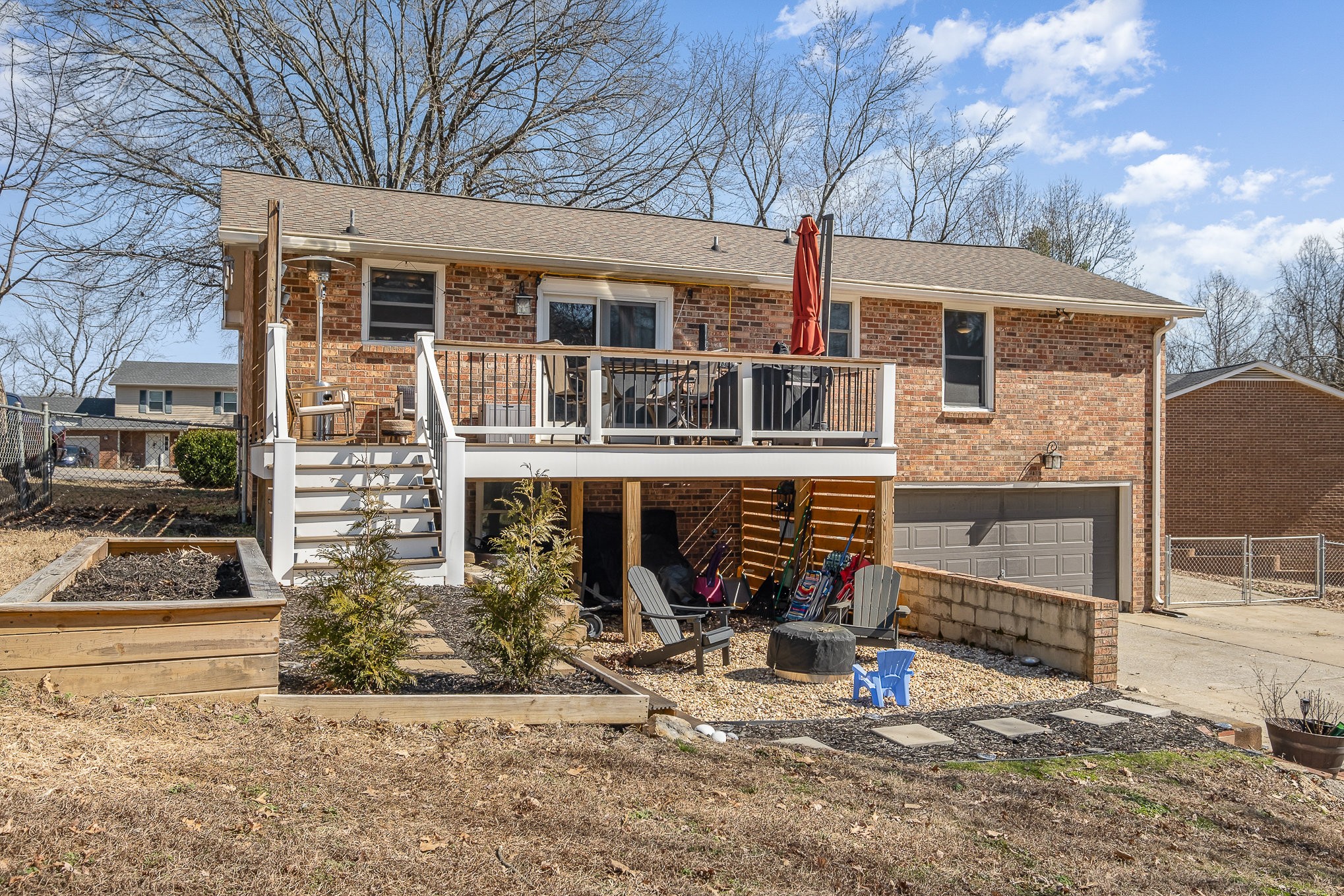 110 Maple Way, S