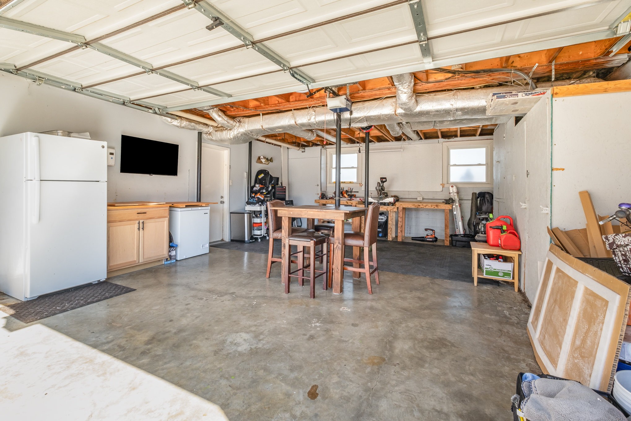 110 Maple Way, S