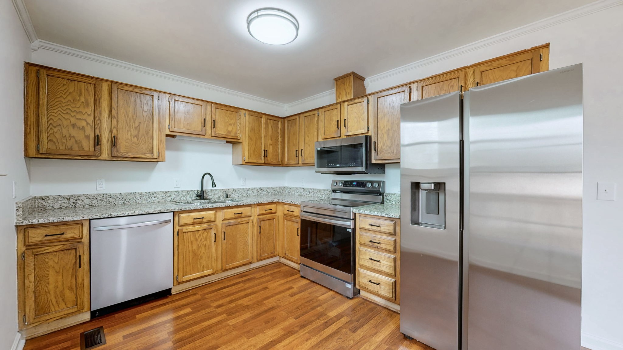 3973 Old Lebanon Dirt Rd